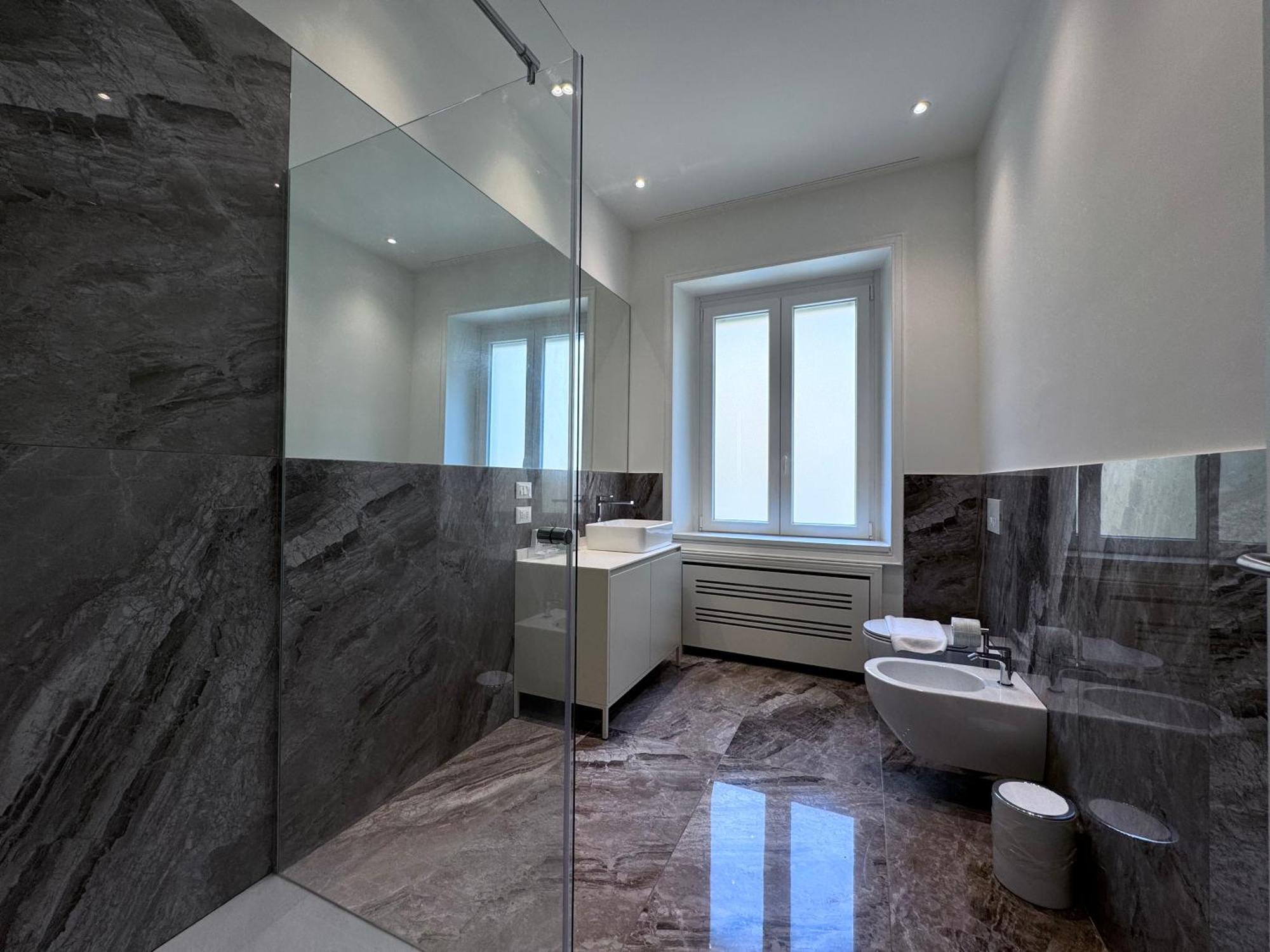 Cool And Big Central Apartment Duomo - White Milano Exteriör bild